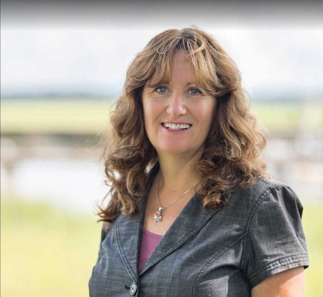 CindyHeadshot Cindy Young - Realtor in Beaufort, SC